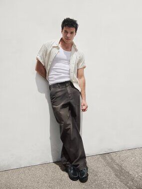 GAP Modern Baggy Khakis Pants in Moonless Black Night Wash Men's 33/34 W 32 L